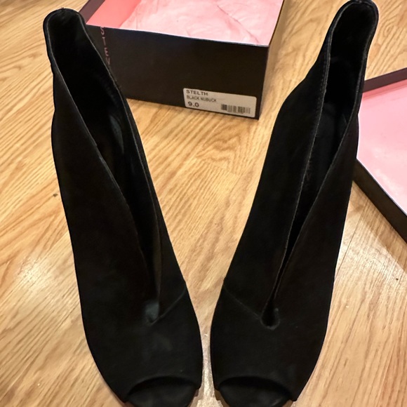 Steve Madden luxe booties size 9 - Picture 2 of 9